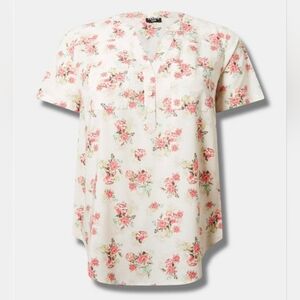 Torrid Harper Popover Blouse Size 1X Challis Floral Beige Pink Short Sleeve Top